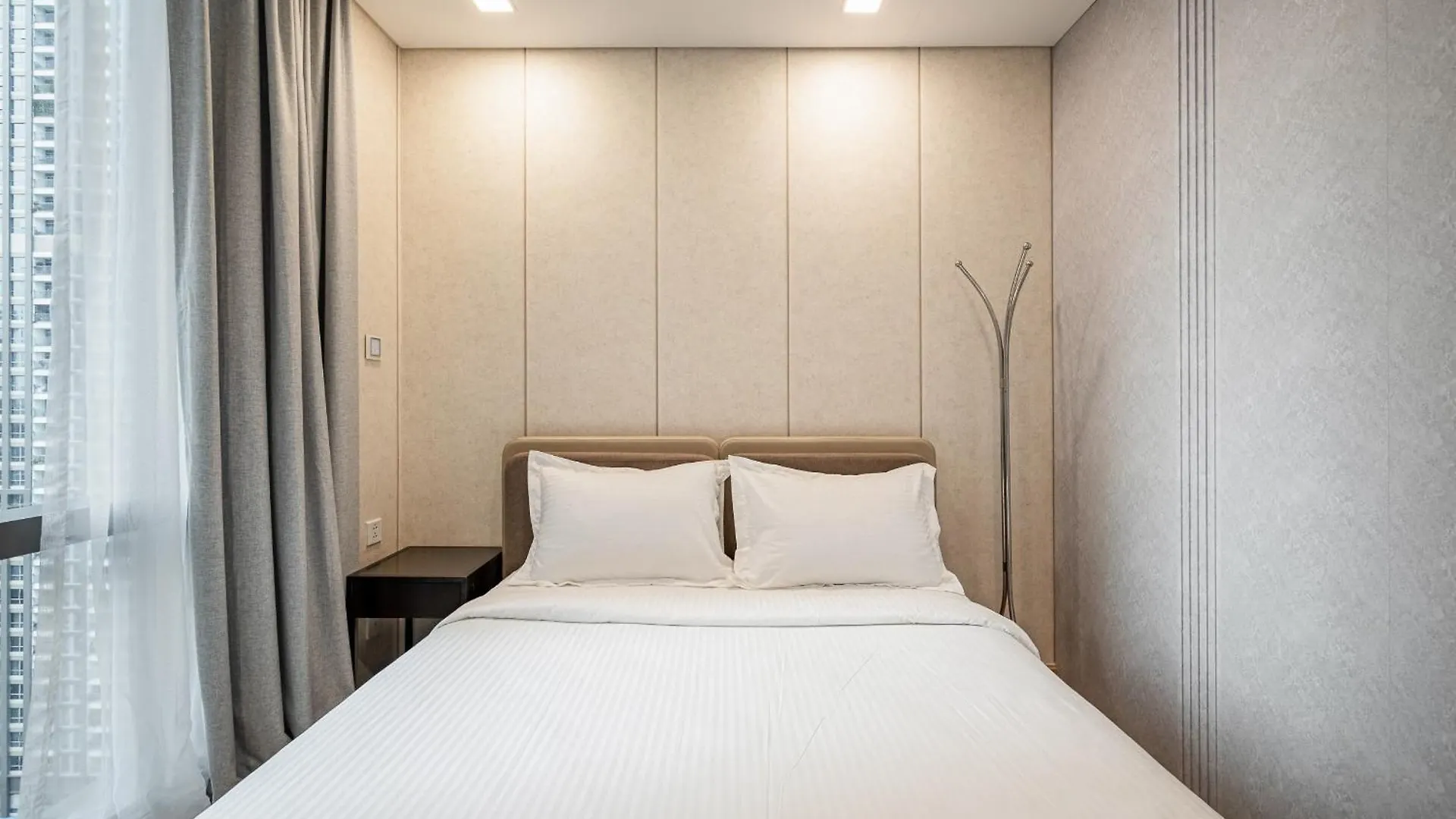 Landmark 81 Skyline Apartment Ho Chi Minh City Hotel