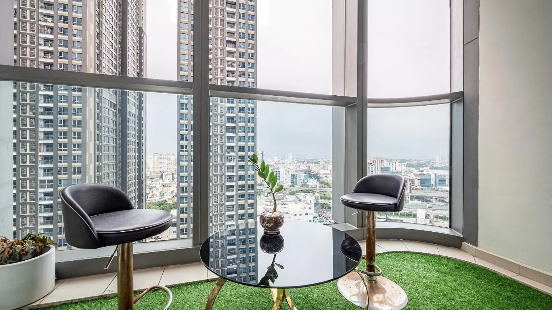 Landmark 81 Skyline Apartment Ho Chi Minh City