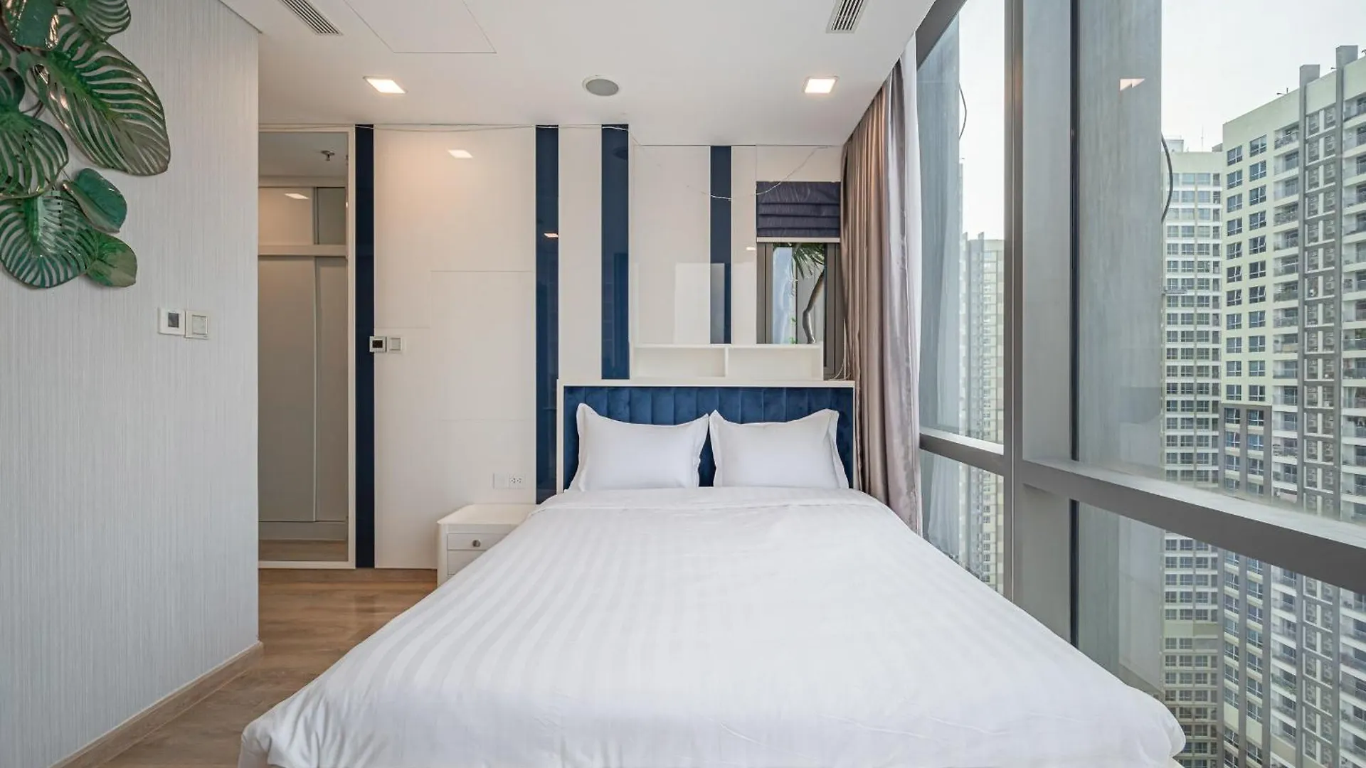 Landmark 81 Skyline Apartment Ho Chi Minh City Hotel